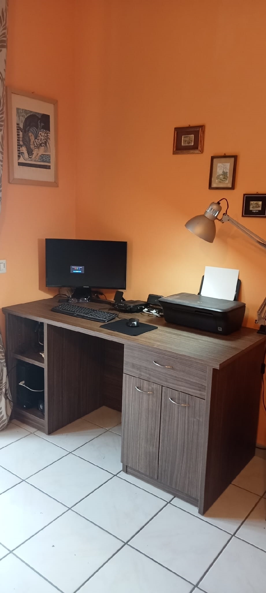 Scrivania reception su misura doppio vano